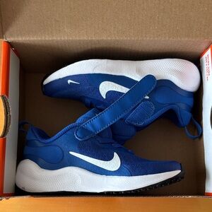 Nike Kids Royal Blue Velcro Slip-On Sneakers with White Swoosh